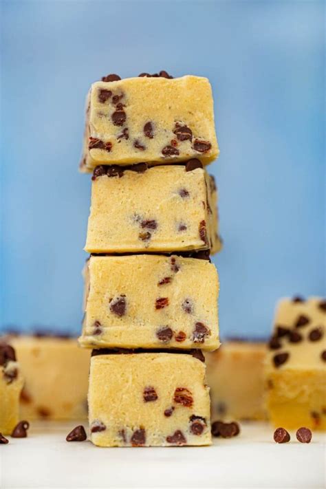 Cookie Dough Fudge Is A Hybrid Of Delicious Edible Chocolate Chip