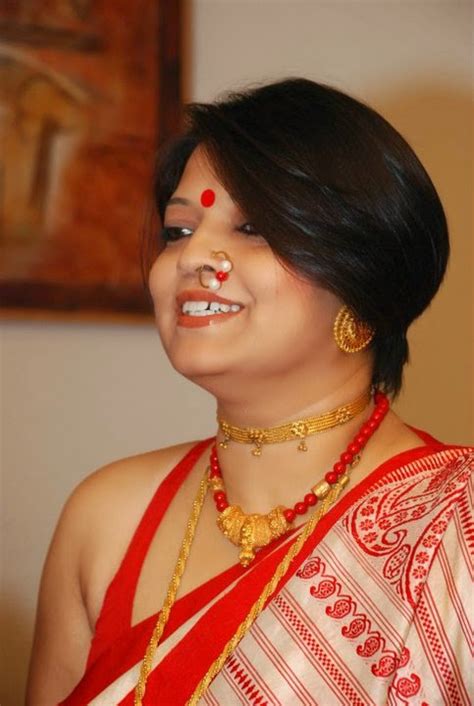 Desi Aunties Wearing Sleeveless Blouse Bengali Boudi