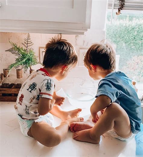 Pin By Paul Baranek On Twins Diaper Boy Kids Diapers Cute Kids