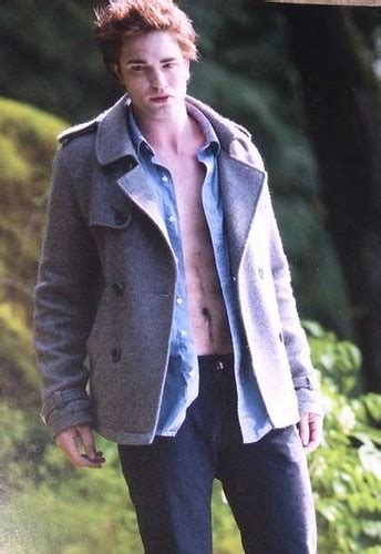 Robert Pattinson Sunbathes Shirtless Outdoors Naked Male Celebrities