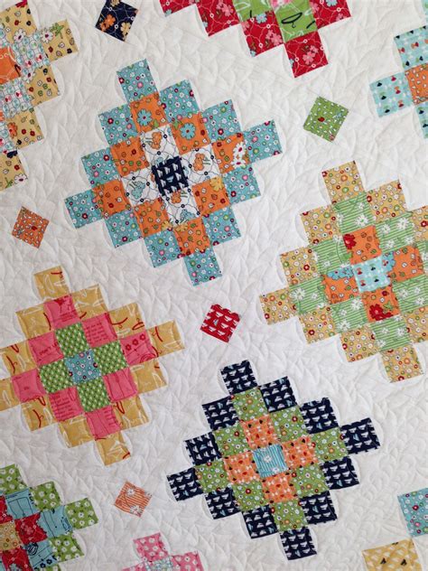 Granny Square Quilt 25 Blocks Turned On Point To Make A Unit Sashed