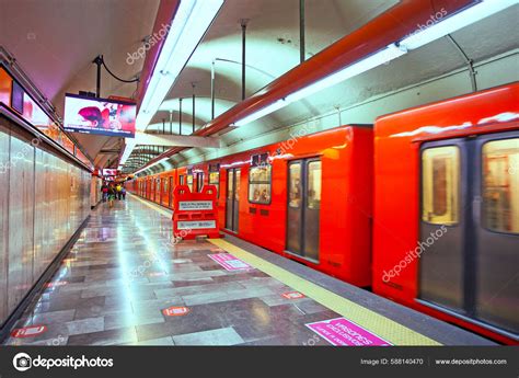 Mexico City Mexico March 2022 Salto Del Agua Metro Station Stock