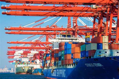 Chinas Foreign Trade Up 42 In First Seven Months Cn
