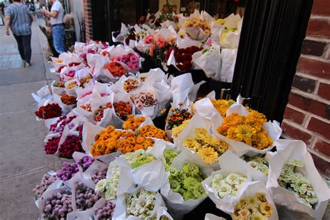 B Florals Guide To The New York City Flower Market