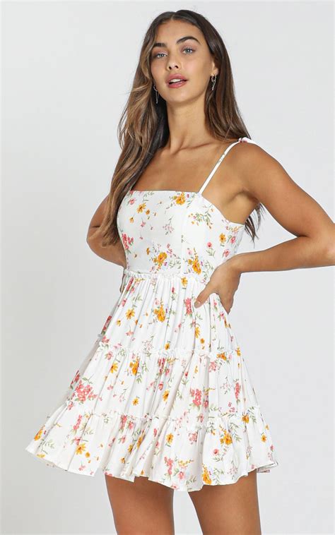 Runway Ready Dress In White Floral Showpo Cute Dresses For Teens