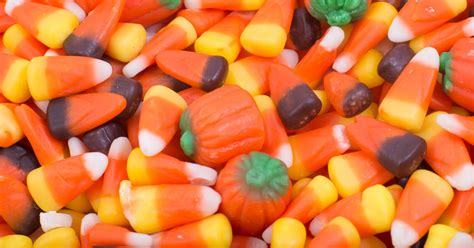 Candy Corn Lovers Theres A New Thanksgiving Candy Corn With 6 Flavors