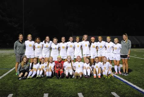 Girls Varsity Soccer Team Finishes Strong After Rebuilding Year The