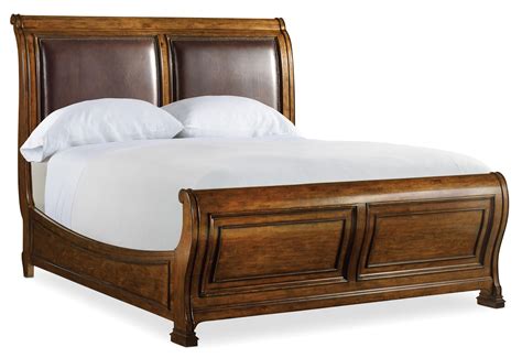 Hooker Furniture Tynecastle Traditional King Sleigh Bed With
