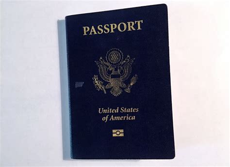 Fees may be paid by check, money order, bank draft, cashiers check, or credit card. 7 Easy Steps for Getting a USA Passport