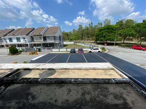 Fúróng xincheng) is a satellite town located about four kilometers southeast of downtown seremban in negeri sembilan, malaysia. FULLY FURNISHED DOUBLE STOREY SUMMERR S2 HEIGHTS ...