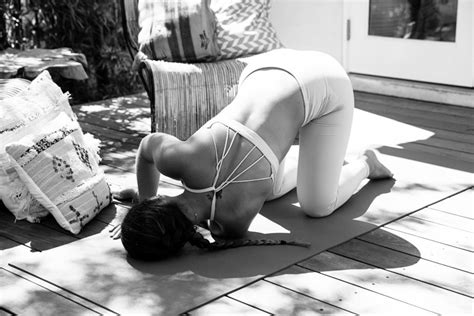 A Yoga Sequence To Build Strength In The Shoulders Sonima