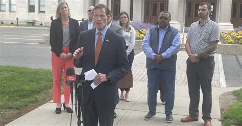 Blumenthal Pushes For Federal Law Against Illegal Drug Sales On Social Media