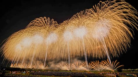Best Fireworks Festival Nagaoka Nigata Japan Youtube