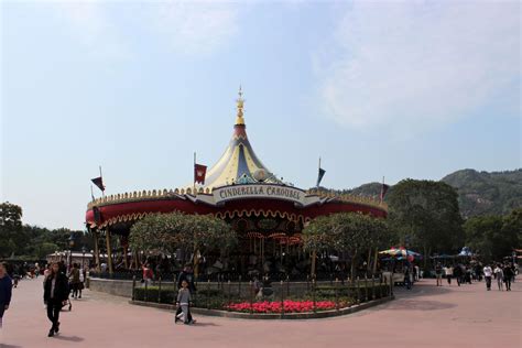 Quick Guide To Hong Kong Disneyland Skyway To Wonderland