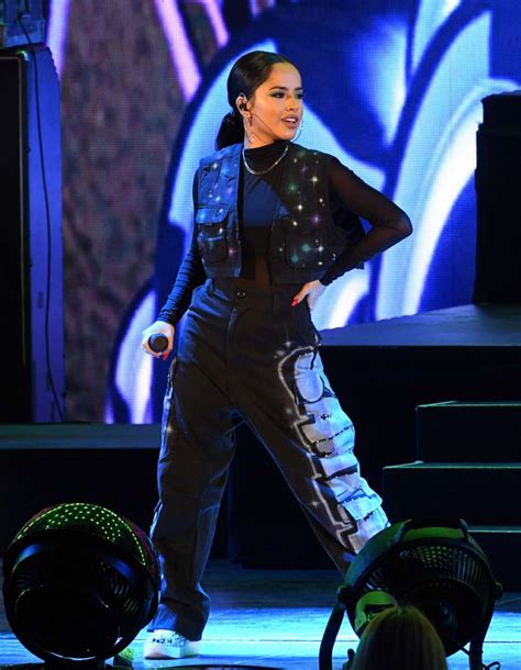 becky g performing at we can survive concert 01 gotceleb