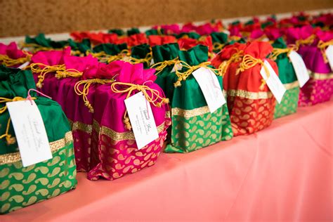Want your wedding gift to be cherished instead of being lost in the clutter? 49-Indian Wedding Favors - Significant Events of Texas ...