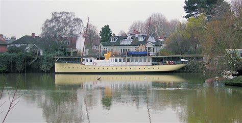 Boat Lilian On The Thames At Richmond Jim Linwood Flickr