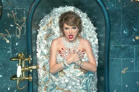 The Funniest Tweets About Taylor Swifts New Music Video