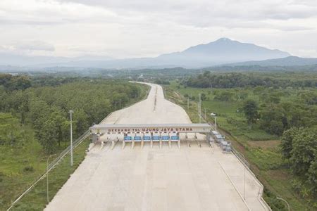 Tol Gedebage Tasikmalaya Cilacap Akan Jadi Tol Terpanjang Di Indonesia Berita Kota Ambon