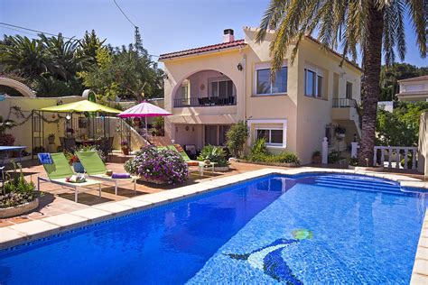 Discover This Beautiful Five Bedroom Villa With Private Pool Located A