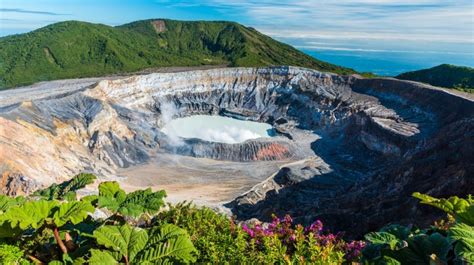 5 Volcanos In Costa Rica To Visit Bookmundi