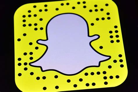 Snap Map Poses Safety Concerns - Snapchat's New Tracking Feature