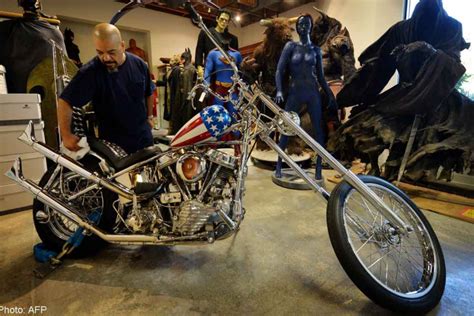 Iconic Easy Rider Chopper Sells For 135million Entertainment News