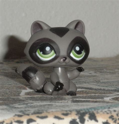 Collectomania Lps Raccoons