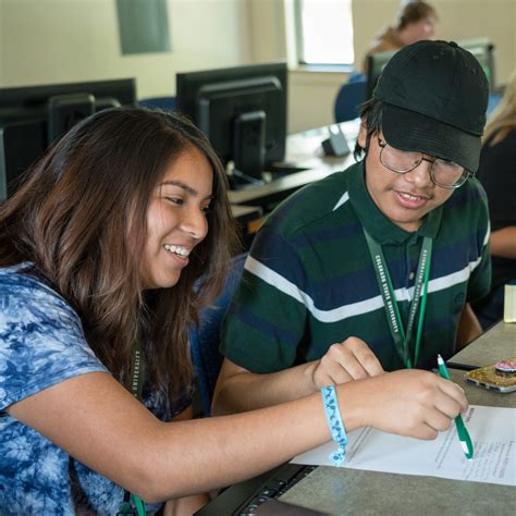 Native American students prepare for college life at Native Education Forum