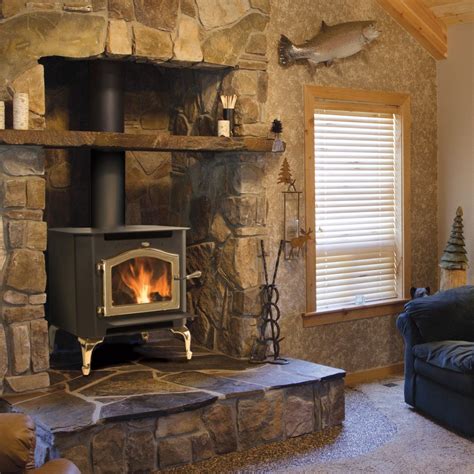 Pin By Alexis On Cabin Wood Stove Fireplace Wood Stove Hearth Wood