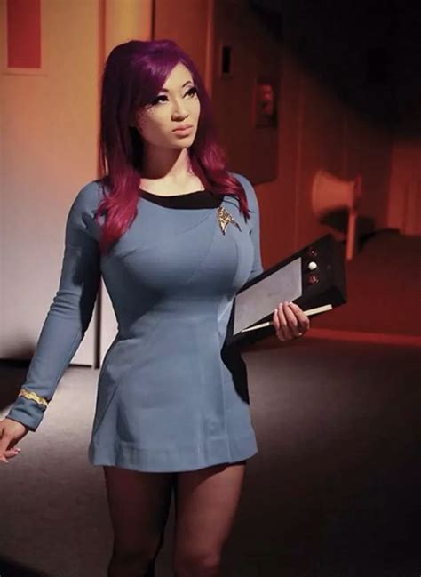 Pin By Rob Abrams On Star Trek Girls Star Trek Cosplay Star Trek