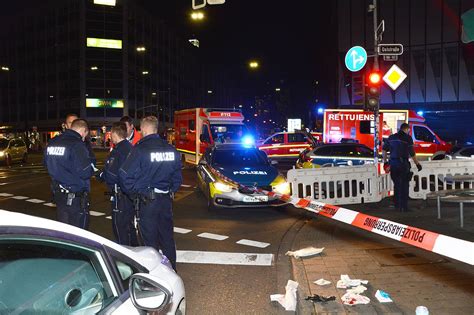 düsseldorf nach messerangriff in düsseldorf polizei nimmt weitere männer fest