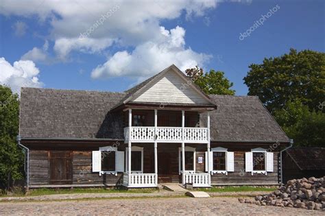 Old Country House — Stock Photo © Aleksask 3542151
