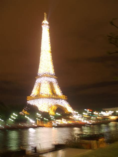 Eiffel Tower Light Show At Midnight Eiffel Tower Lights Tower Light