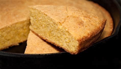 Creamed corn is an excellent addition to cornbread but with this recipe, adding can i make bisquick corn bread without cornmeal? Corn Grits For Cornbread Recipe / .bread with grits ...