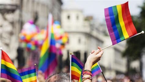 We're a national advocacy and services organization that's been looking out for lgbt elders since 1978. Qual o significado da sigla LGBT? - Escola Educação