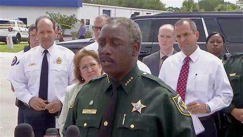‘disgruntled Ex Employee Fatally Shot Five At Orlando Business Then
