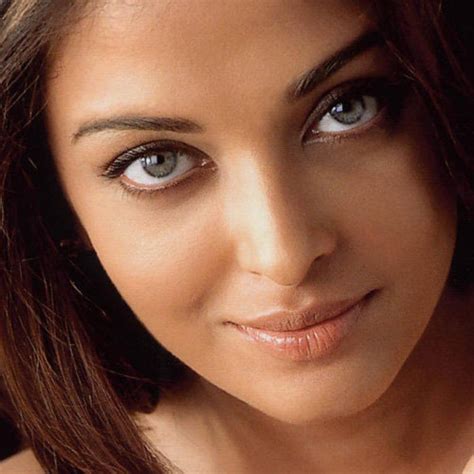 9 Aishwarya Rai 14 Most Beautiful Celebrity Eyes