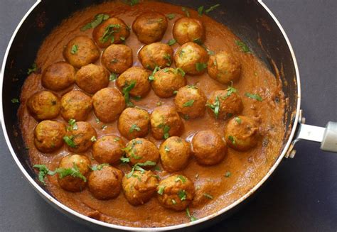 Chicken Kofta Curry Chicken Meatballs Curry Recipe Indian Kofta
