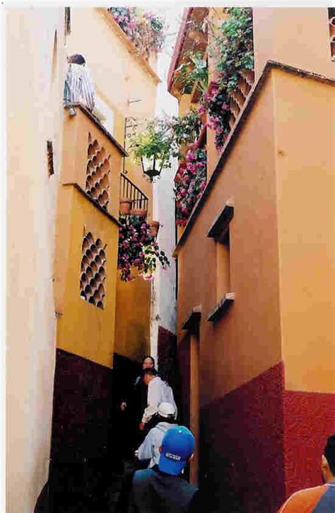 El Callejon Del Beso Mexico Photo 1404500 Fanpop