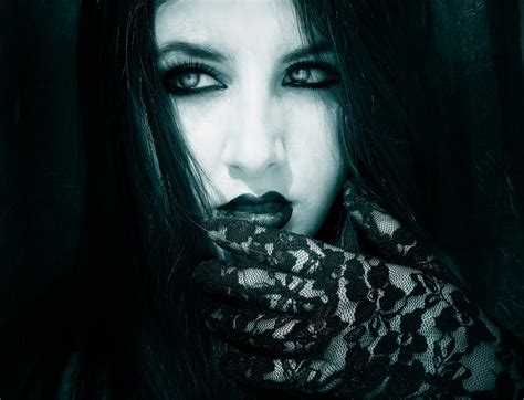 Gothic Woman Images ~ Art Gothic Woman Bodenuwasusa