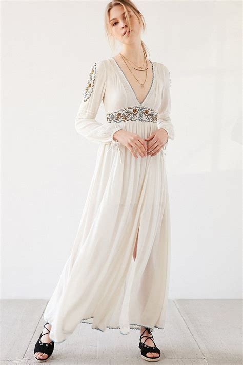 Ecote Sweet Surrender Embroidered Long Sleeve Maxi Dress Maxi Dress