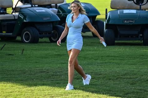 Paulina Gretzky All The Best Photos Over The Years