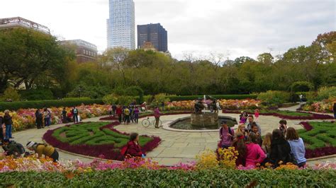 Manhattan Nyc Conservatory Garden In Fall Central Park Youtube