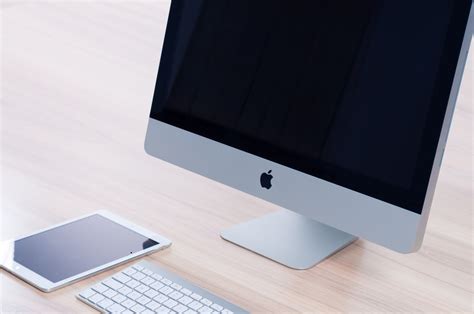 Should Your Small Business Use Mac Or Pc