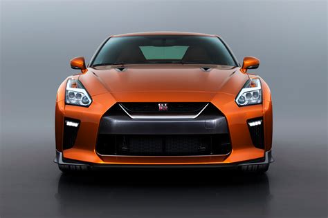 The exact information about price and date of launch are still unknown. NYIAS: 2017 Nissan GT-R - Slightly Spicier