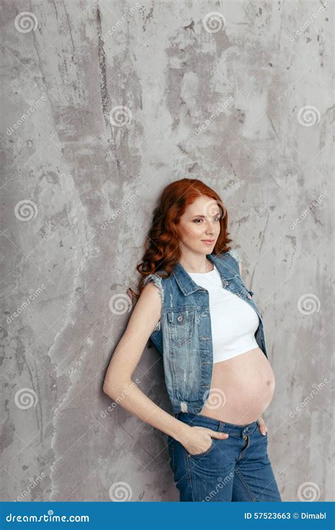 Portrait Of The Young Pregnant Woman Stock Image Image Of Holding