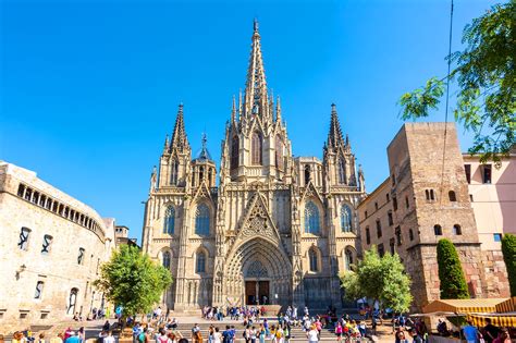 Gothic Quarter In Barcelona Explore A Maze Of Medieval Streets And