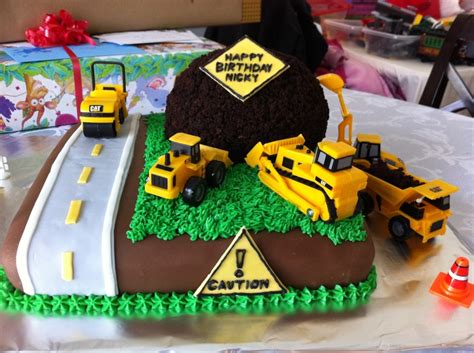 construction zone truck birthday cake cakecentralcom