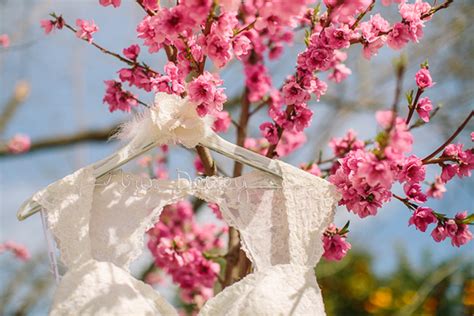 A Pink Diy Burlap And Lace Wedding Glamour And Grace